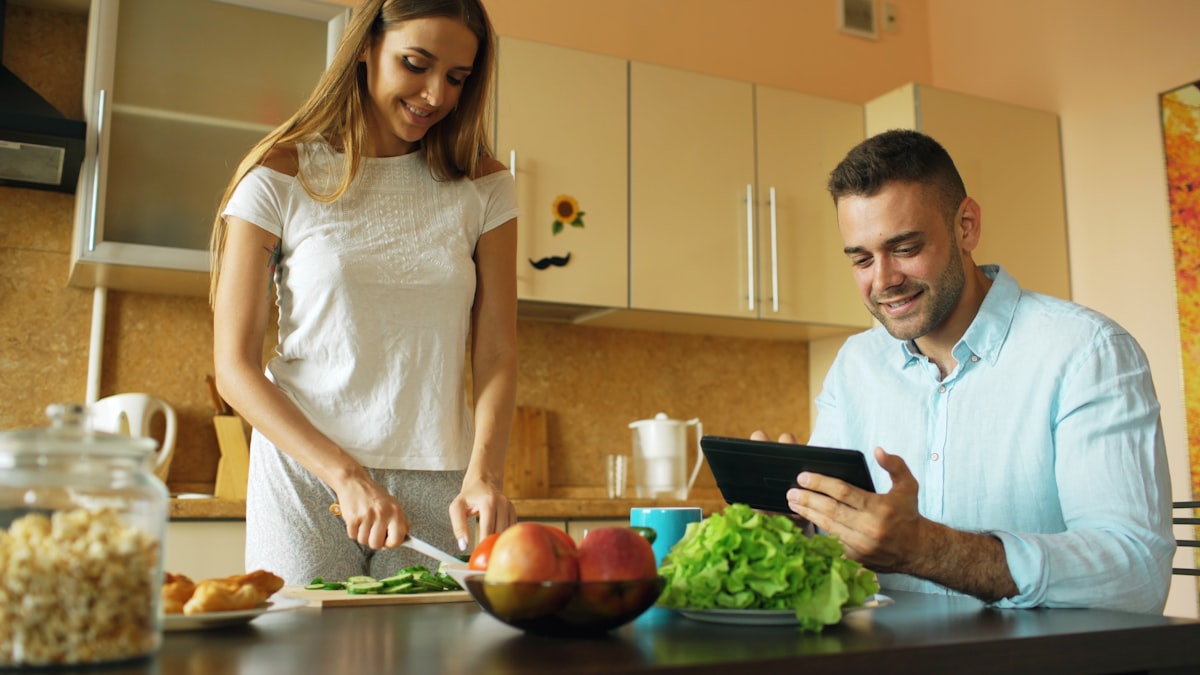 Seasonal eating and nutrition patterns